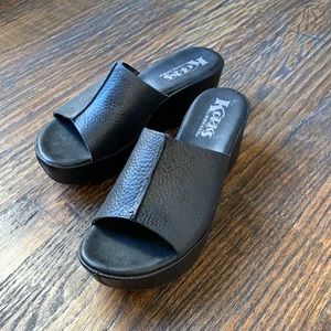 KORKS KORK EASE Greer black leather platform slides sandals
